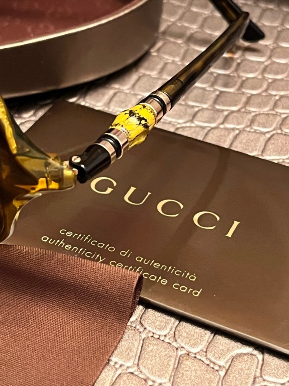 Gucci Havana Bamboo Tortoiseshell Gradient Brown/Green Women’s Sunglasses (EUC) - Picture 8 of 16